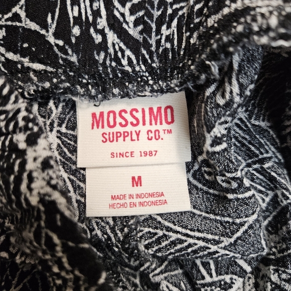MOSSIMO black and white leaves w/ pink fringe shorts sz m - Picture 3 of 3